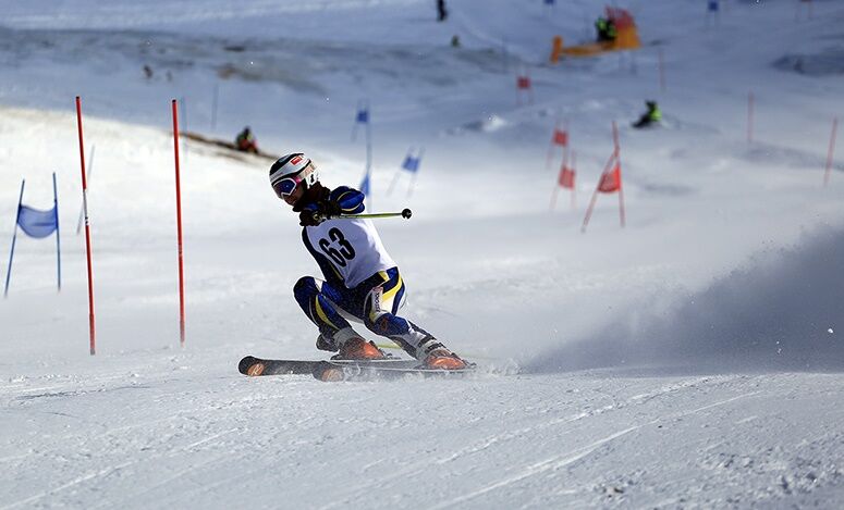 مسابقات اسکی آلپاین در پولادکف سپیدان راهی برای رونق بخش گردشگری ورزشی فارس