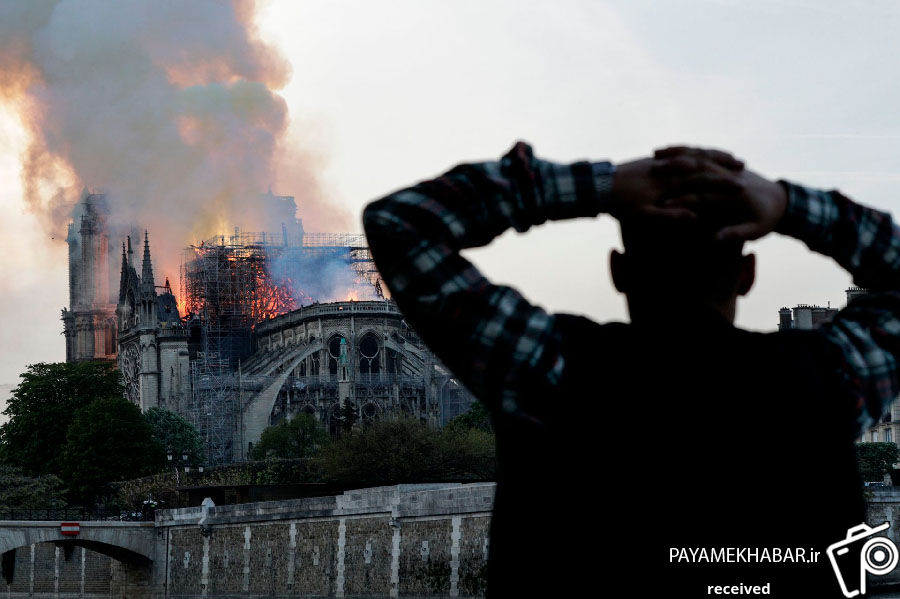 گزارش تصویری| آتش سوزی در کلیسای نوتردام پاریس‎