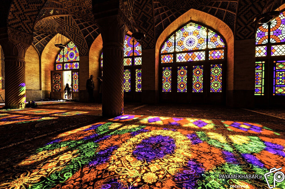 مسجد زیبای نصیرالملک شیراز میزبان مولودی خوانان غدیر