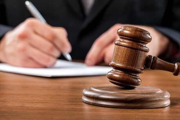چگونه از یک «قاضی» به دادسرای انتظامی قضات شکایت کنیم؟