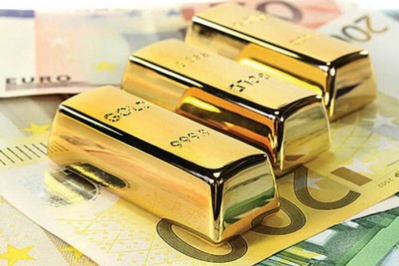 کاهش قیمت ارزهای مهم/ نوسان نرخ طلا در 30 آذر