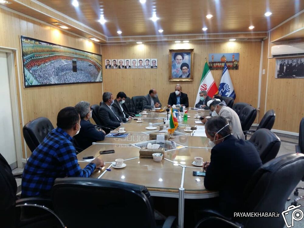 جلسه بررسی مشکلات ارتباطی شهرستان کازرون در مخابرات منطقه فارس