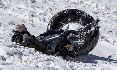 برف بازی در سپیدان یک قربانی گرفت