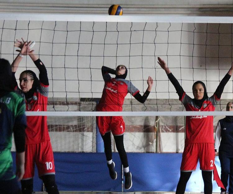 پیروزی کهکشان شیراز در لیگ دسته یک والیبال بانوان