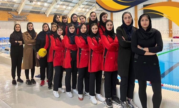 عنوان سوم دختران فارس در رقابت های واترپلو کشوری