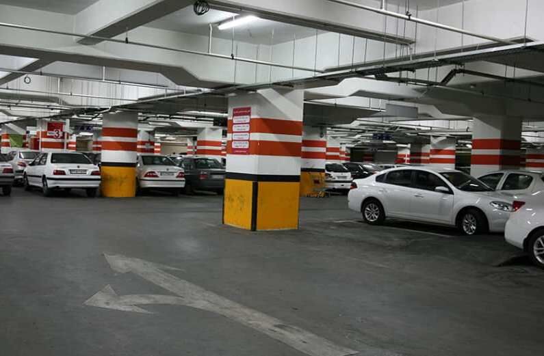تمهیدات میزبانی نوروز 1402 در شیراز؛ افزایش شش برابری ظرفیت پارکینگ ها