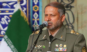 ارتش در به ثمر رسیدن انقلاب اسلامی نقش بسیار مهمی داشت