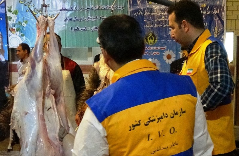 تمهیدات و تلاش پاکبانان و کارکنان سازمان مدیریت پسماند برای جمع آوری، نظافت و شستشوی محل های ذبح دام