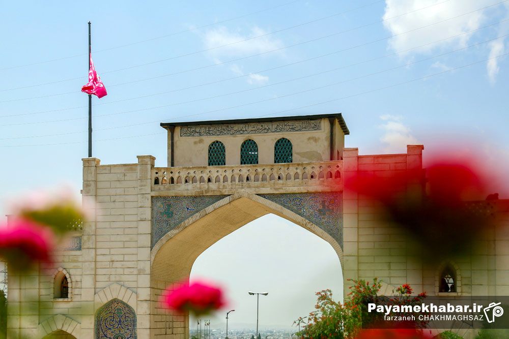  شیراز؛ نگین فرهنگ و شکوه در آغوش اردیبهشت؛ شهرراز، مروارید وطن در صدف فرهنگ، هنر، ادب، تمدن و تدین است 