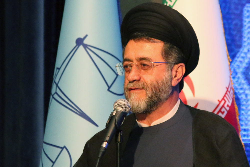 خدمات برجسته شهرداری شیراز نیاز به نگاه‌های تخصصی ندارد؛ حمایت دستگاه قضایی از شهرداری در راستای خدمت بهتر به مردم است