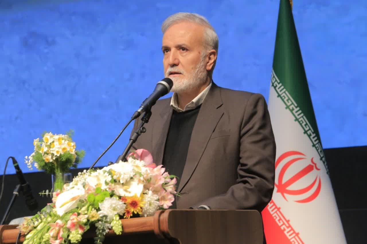 عیدانه شهردار شیراز به پاکبانان شیرازی؛ ایجاد تحول در حقوق و مزایای پاکبانان از سال آینده