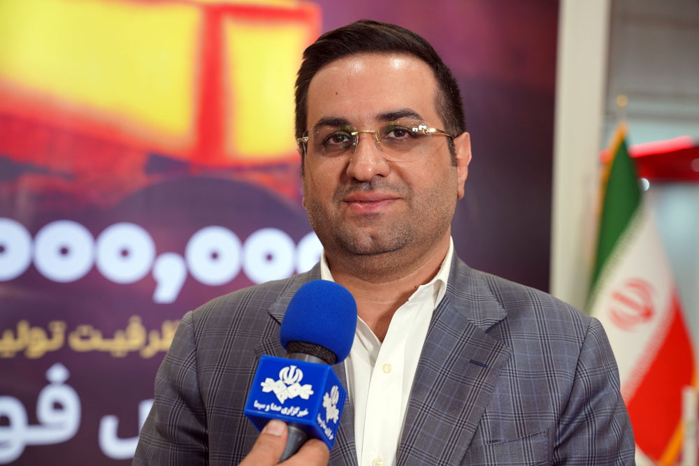 کسب نشان مدیر شایسته سال در حوزه مسئولیت اجتماعی توسط مدیر عامل مجتمع فولاد غدیر نی ریز