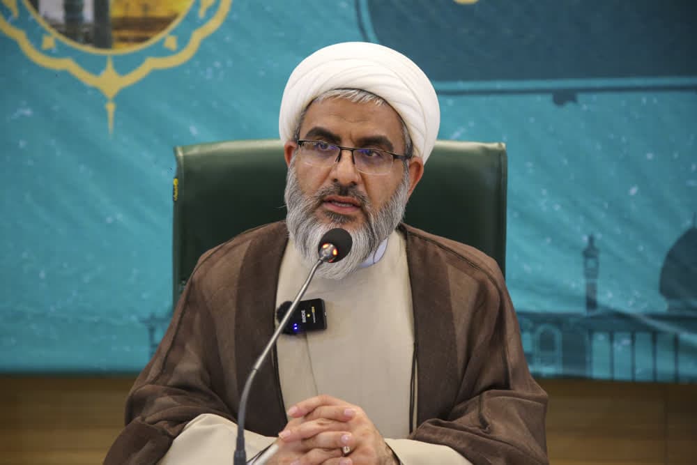 برگزاری جشن روزه اولی ها با حضور یک هزار نفر در حرم مطهر حضرت شاهچراغ (ع)
