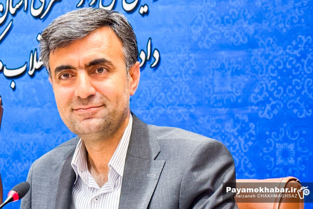 رسیدگی قضایی دادستان کل استان فارس به مسائل و مشکلات قضایی زندانیان در زندان اقلید