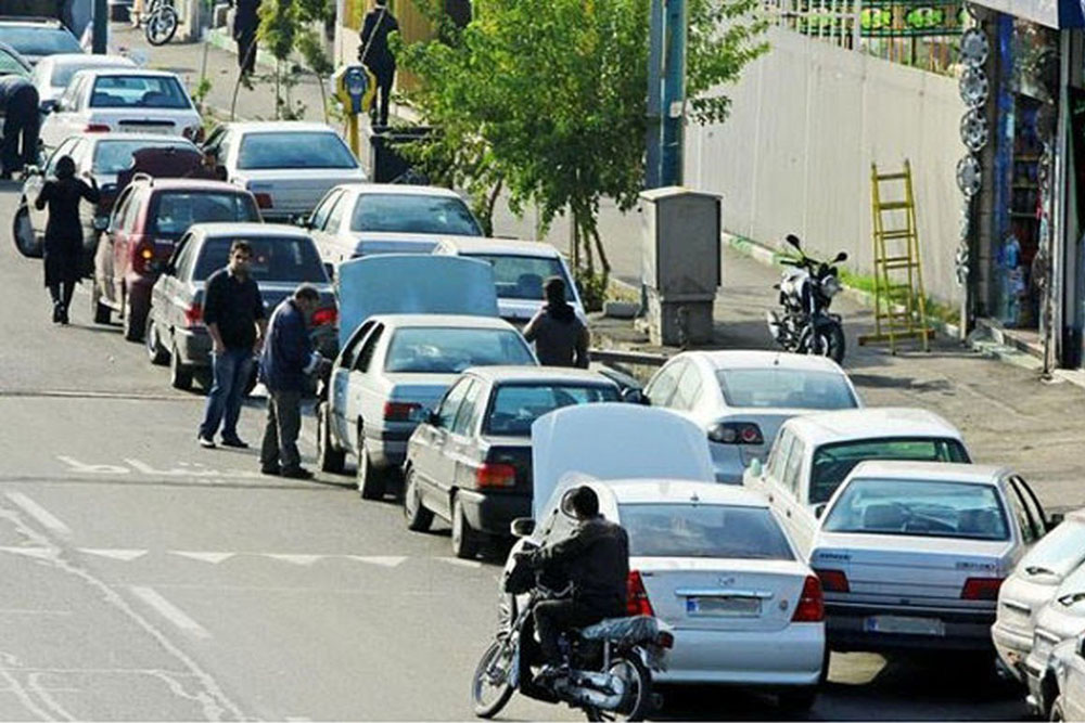 روزانه 30 درصد خودروها در شهر شیراز تخلف می کنند