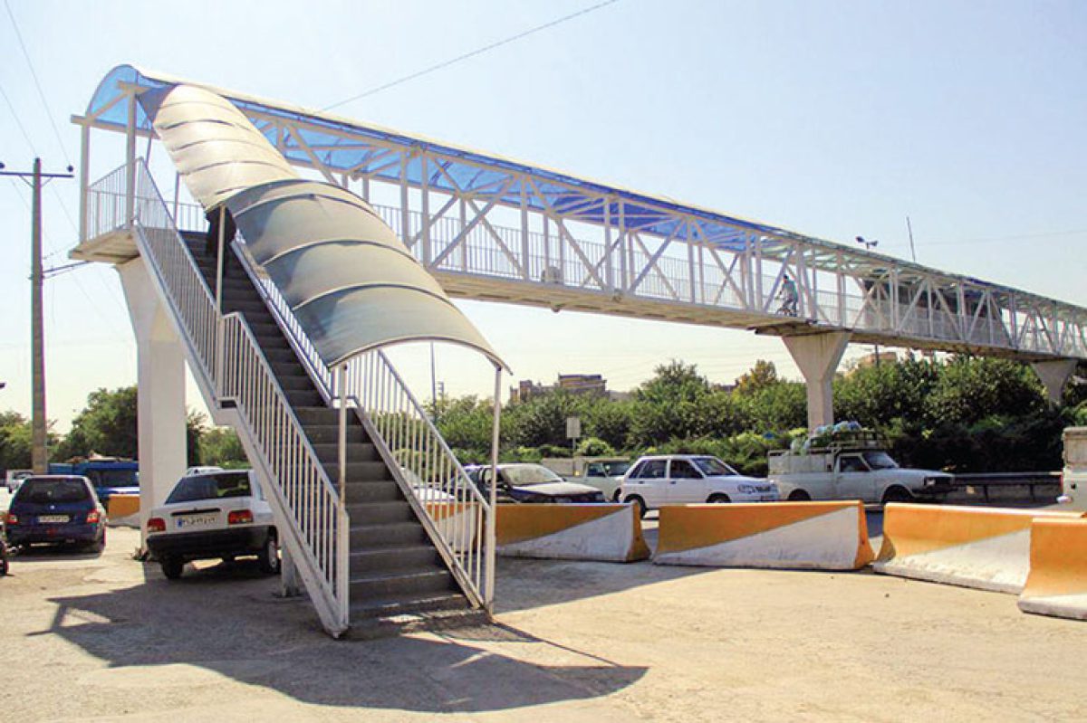 احداث پل عابر پیاده در میدان مطهری، گامی مهم در ارتقاء ایمنی و روان‌سازی ترافیک شهری
