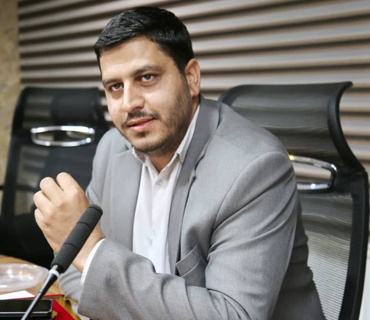حادثه خودروی حمل پسماند در صدرا با 11 مصدوم و خسارات مالی، اما بدون تلفات جانی