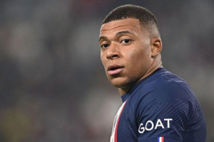 بیانیه اتحادیه بازیکنان حرفه‌ای فرانسه؛ حمله به PSG در فرانسه به حمایت از امباپه