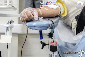 گزارش تصویری/ اهدای خون جمعی از مسئولین و مردم
