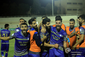برد گل گهر و توقف فولاد در لیگ برتر فوتبال ایران