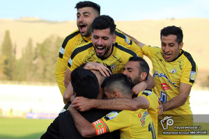 گزارش تصویری| بازی تیم های فجر سپاسی شیراز - فولاد خوزستان