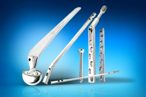 اوقاف فارس در تولید تجهیزات پزشکی گام بلندی برداشت/خودکفایی در تولید ایمپلنت های دندان پزشکی