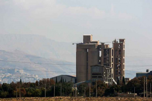انتقال کارخانه سیمان از شیراز به مکان جدید تا پایان سال ۱۴۰۴