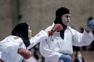 کسب ۲ نشان طلا و نقره بانوان فارس در لیگ کاراته وان