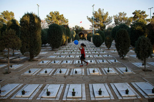 خدمات کفن و دفن در قبرستان دارالرحمه شیراز به زودی متوقف می شود