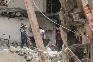 8 کشته و 29 زخمی در پی فروریختن ساختمان متروپل آبادان