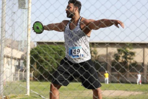 عنوان سوم دوندگان فارس در مسابقات بزرگسالان کشور
