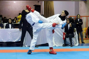 عنوان چهارم دختران فارس در لیگ کاراته وان ایران