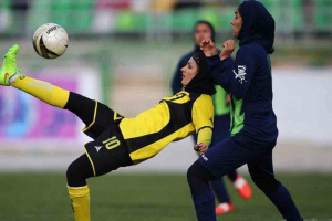 پیروزی شهرداری سیرجان در لیگ برتر فوتبال بانوان
