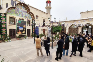 معرفی مسیرهای گردشگری مذهبی شیراز به گردشگران خارجی در ایام محرم و صفر