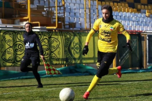 الکلاسیکو فوتبال زنان در کرمان/سیرجانی ها در انزلی بازی دارند