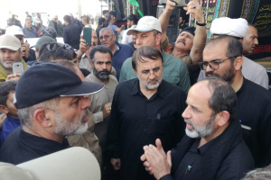 بازدید وزیر کشور از موکب اوقاف فارس در مرز خسروی