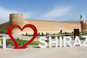 شیراز با بن‌بست جاذبه‌ها مواجه شده است/ رونق صنعت گردشگری در گرو خلاقیت و وحدت بخش خصوصی