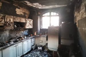 مهار آتش سوزی گسترده منزل مسکونی در خیابان شهید کلانتری