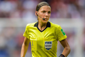 داور زن فرانسوی به جام جهانی خواهد رسید