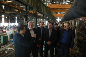 تسریع در عملیات اجرایی خط ۳ مترو شیراز با ورود قطعات دستگاه حفار مکانیزه