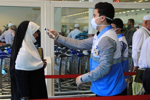 کنترل سلامت حجاج در پایگاه مراقبت های مرزی فرودگاه