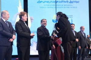 دو جایزه ویژه جشنواره سرو سیمین به هنرمندان فارس تعلق گرفت