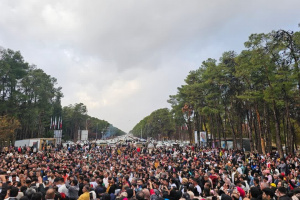 حضور 10 هزار نفر در مراسم تحویل سال در تخت جمشید