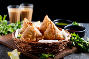 چگونه پرخوری عصبی را مدیریت کنیم؟