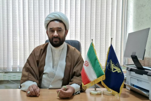 پاسداران و آحاد بسیجیان، توانمندی در برابر هجمههای دشمن پاسخگو باشند
