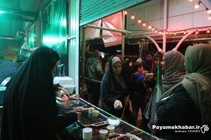 تجلیل از ۱۲۰ بانوی موکب‌دار شیراز به پاس حضور میدانی در ایام دفاع مقدس سوم