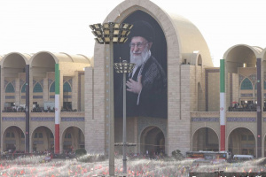 عکس خبری| مراسم وداع با رهبر شهید از دیدگاه رسانه های خارجی