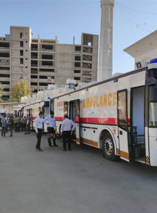بهره برداری از ۶ دستگاه اتوبوس آمبولانس و آمبولانس بیمارستانی در فارس