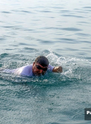 گزارش تصویری| بیست و یکمین دوره شنای جانبازان یادواره شهدای خلیج فارس