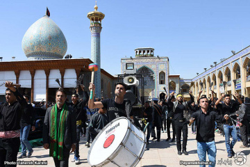 عزاداری مردم شیراز در روز عاشورا